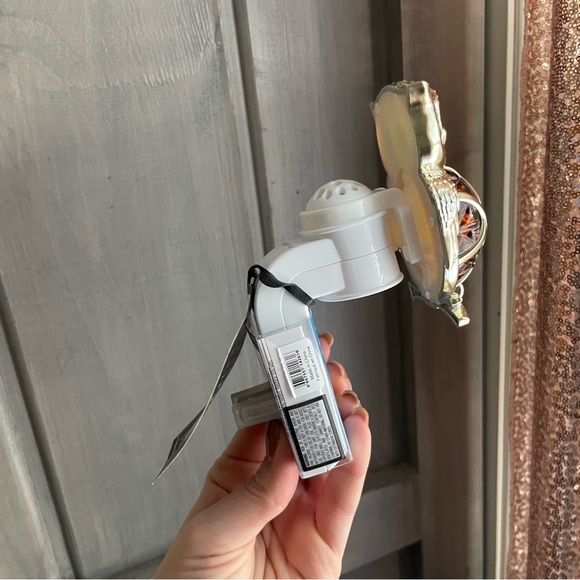 Bath and Bodyworks Whimsical Owl Light up 24/7 gold amber NEW - Picture 6 of 10